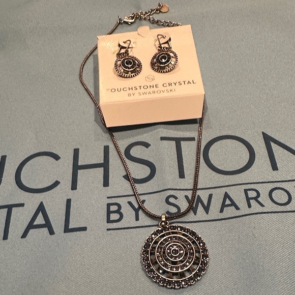 Touchstone Crystal Jewelry - Touchstone Crystal Black and Silver Necklace Set